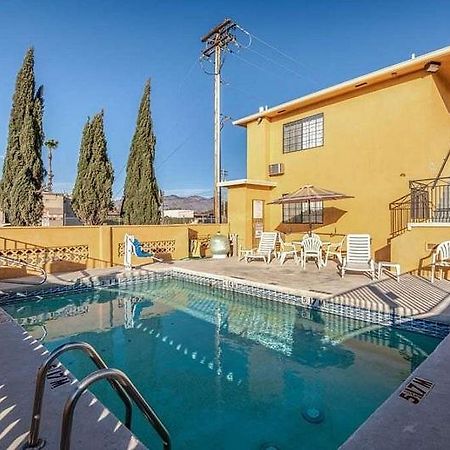 Econo Lodge University Tucson Exterior photo